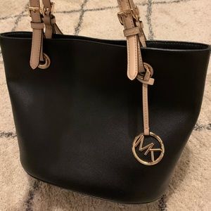 MK purse